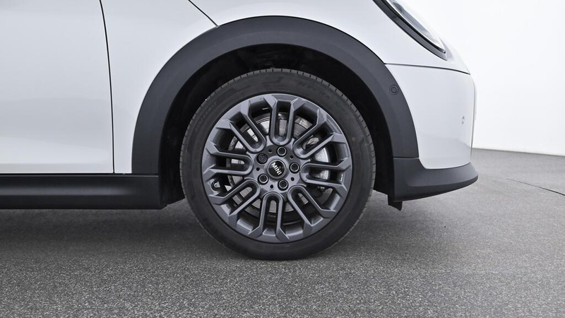 MINI Cooper S Favoured Trim — photo 11
