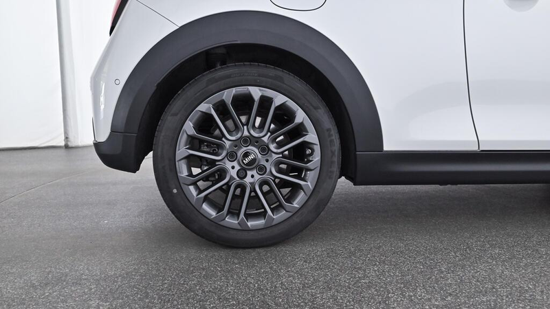 MINI Cooper S Favoured Trim — photo 13