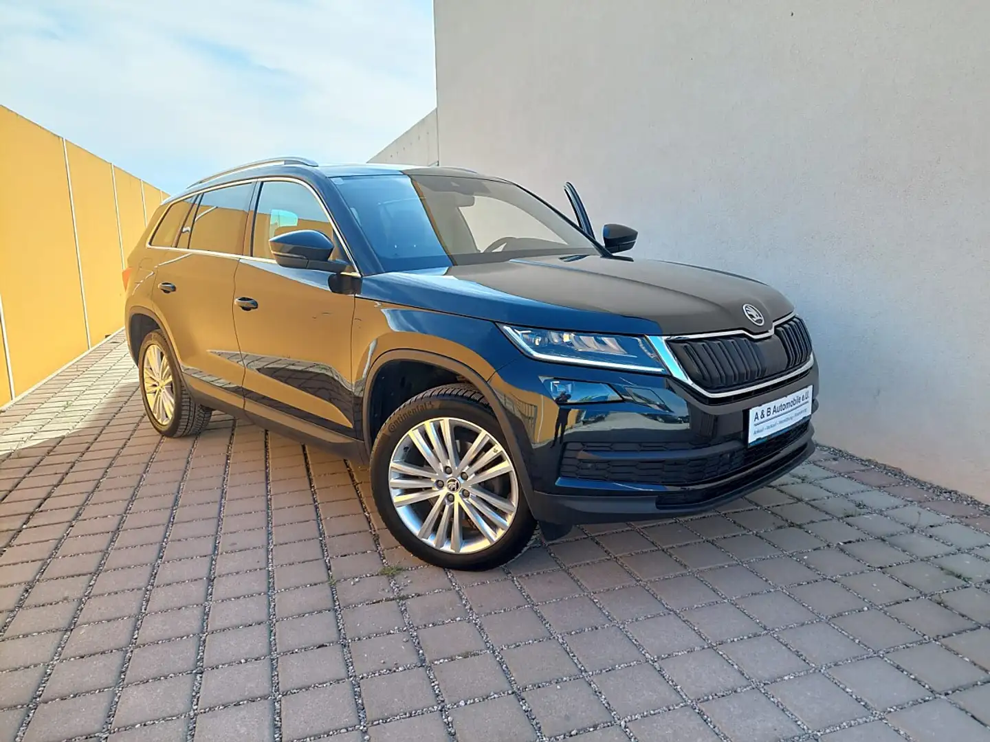 Skoda Kodiaq 2,0 TDI SCR 4x4 Style Erster Besitz Schwarz - 1