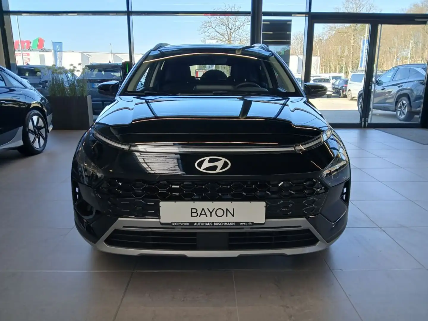 Hyundai BAYON 1.0 T-GDI DCT Prime +Assistenz-Paket+ Schwarz - 2