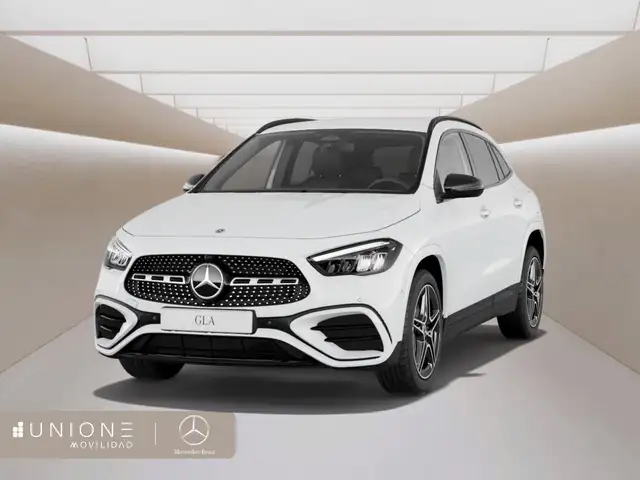 Mercedes-Benz GLA 250 e con tecnología híbrida EQ