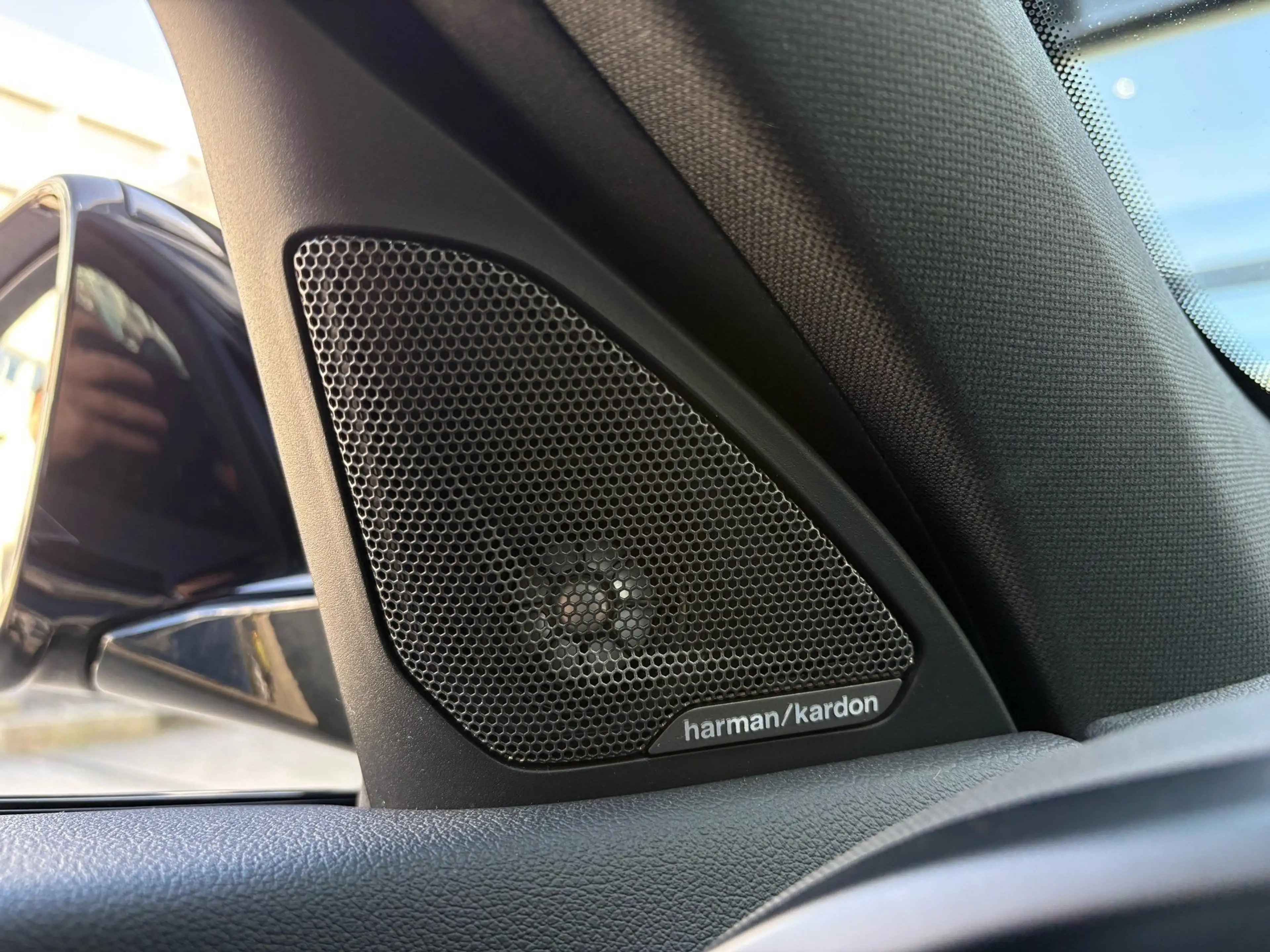 BMW 135 M135i xDrive M Sport AdapLED DA PA HuD Pano H/K — photo 17