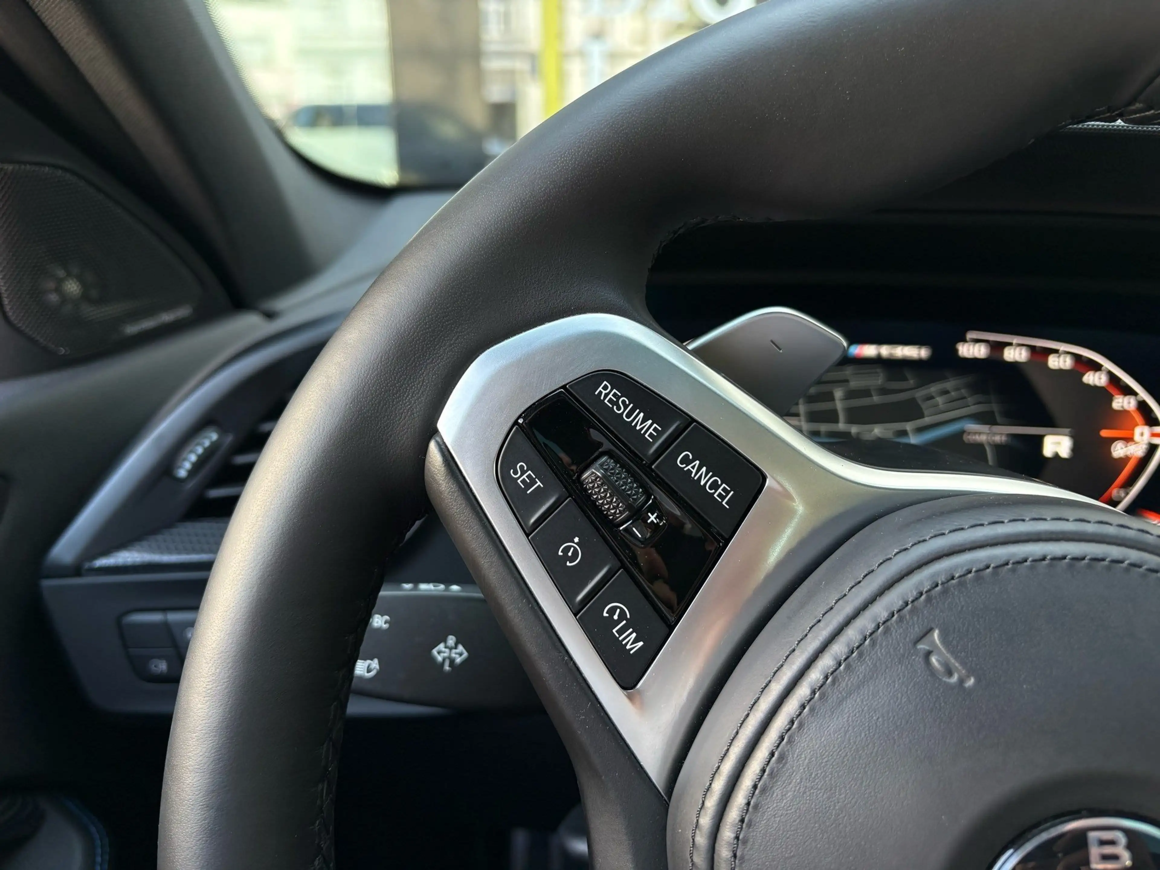 BMW 135 M135i xDrive M Sport AdapLED DA PA HuD Pano H/K — photo 16
