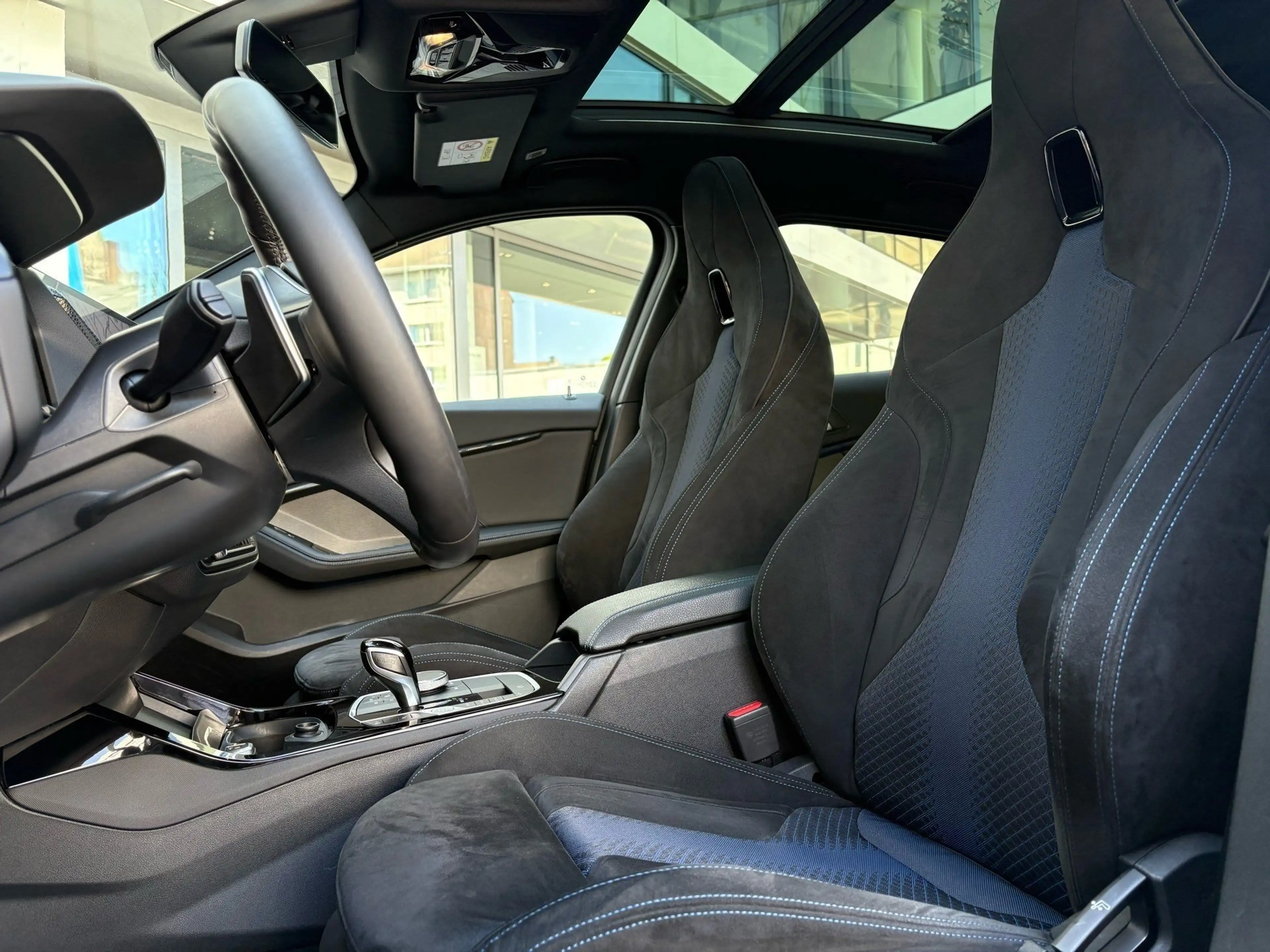 BMW 135 M135i xDrive M Sport AdapLED DA PA HuD Pano H/K — photo 7
