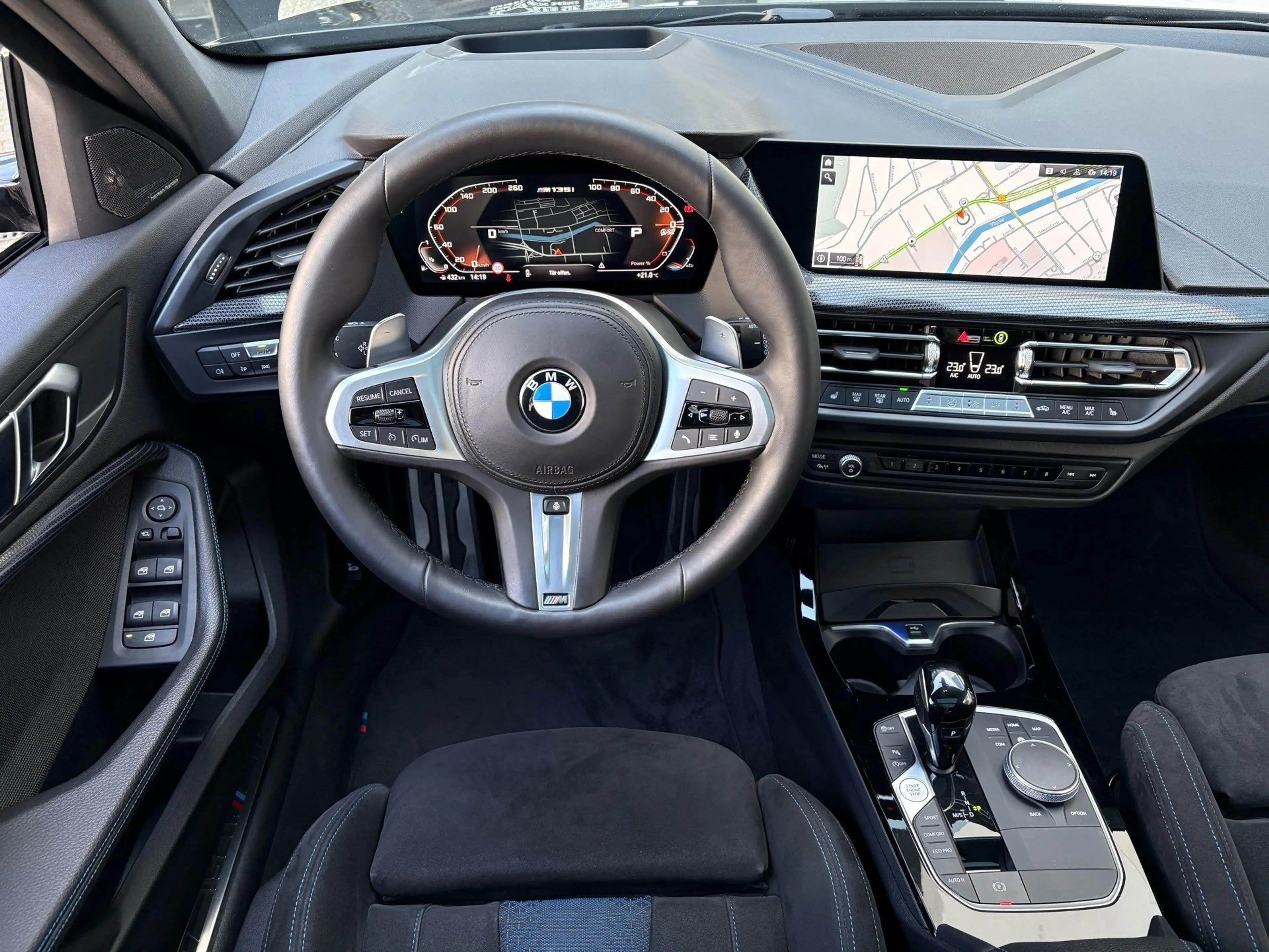 BMW 135 M135i xDrive M Sport AdapLED DA PA HuD Pano H/K — photo 6