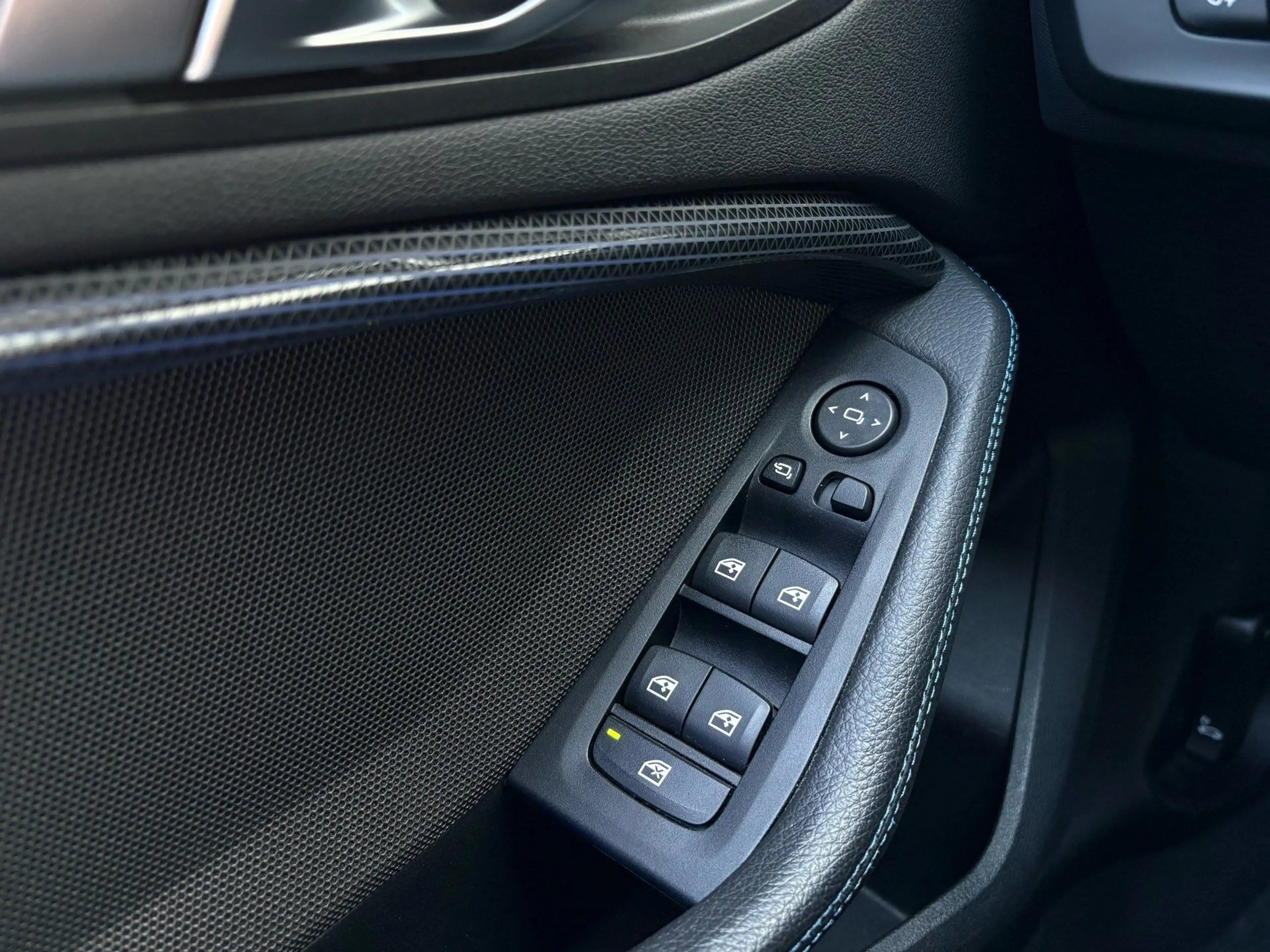 BMW 135 M135i xDrive M Sport AdapLED DA PA HuD Pano H/K — photo 18