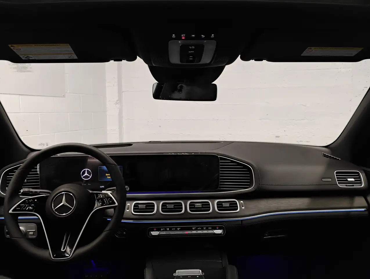 Mercedes-Benz CLA снимка Mercedes-Benz CLA