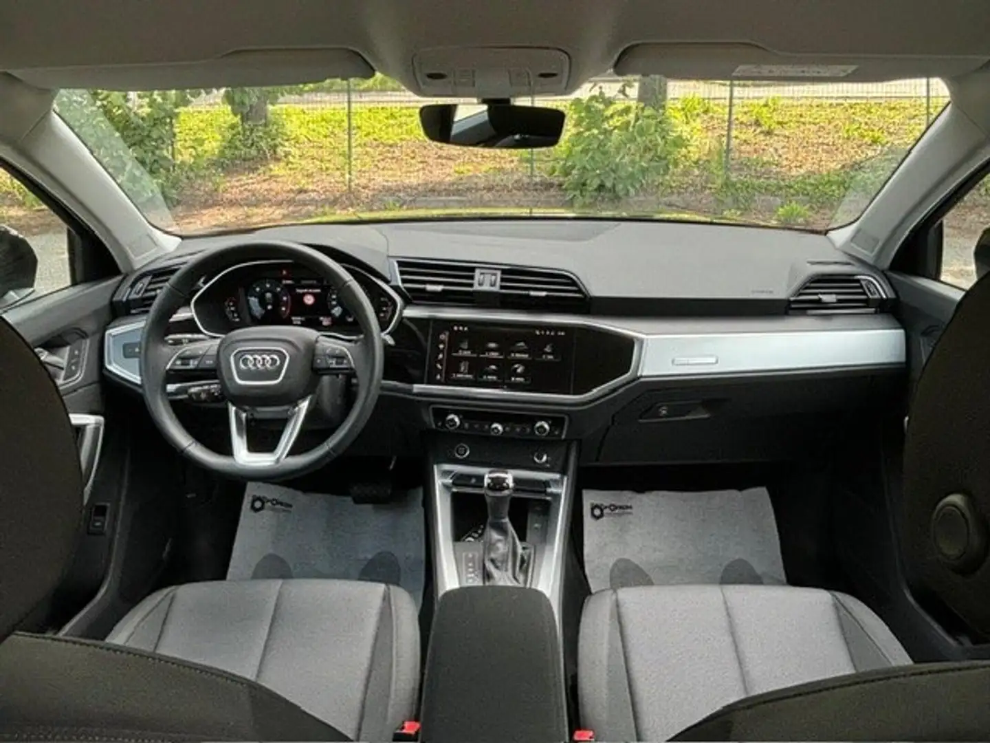 Audi Q3 35 2.0 tdi Noir - 2