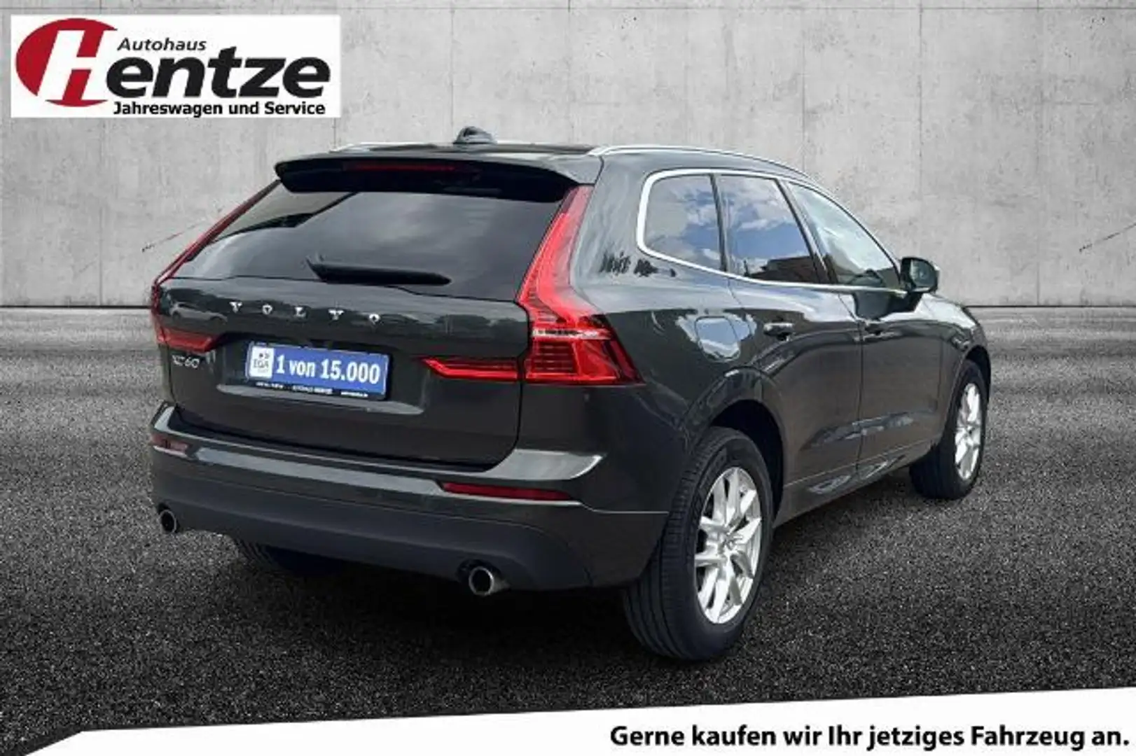 Volvo XC60 Momentum AWD Grau - 2