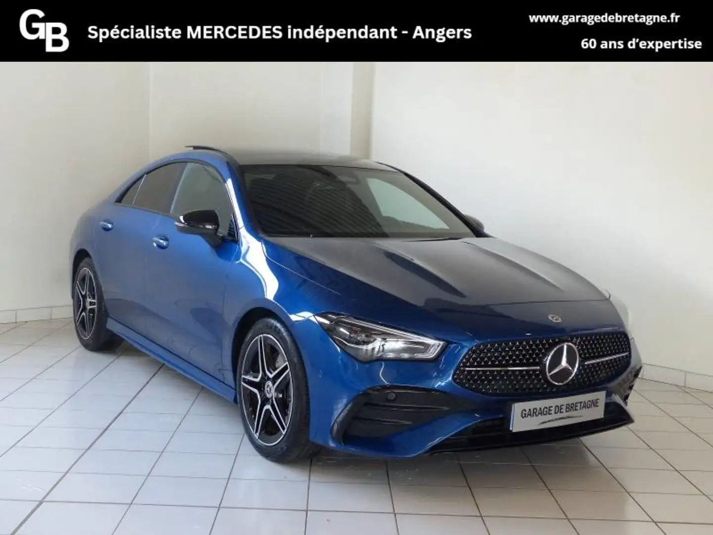 Mercedes-Benz CLA 200 200 163ch AMG Line 7G-DCT Blau - 1