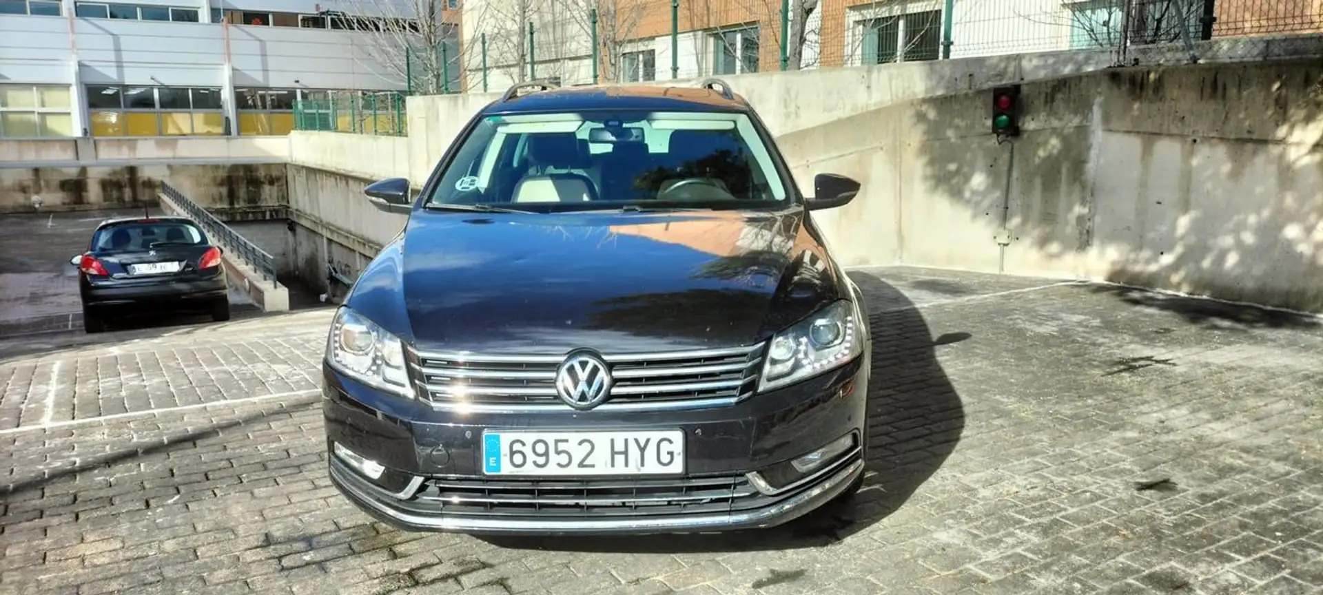 Volkswagen Passat Variant 2.0TDI Highline BMT Negro - 2
