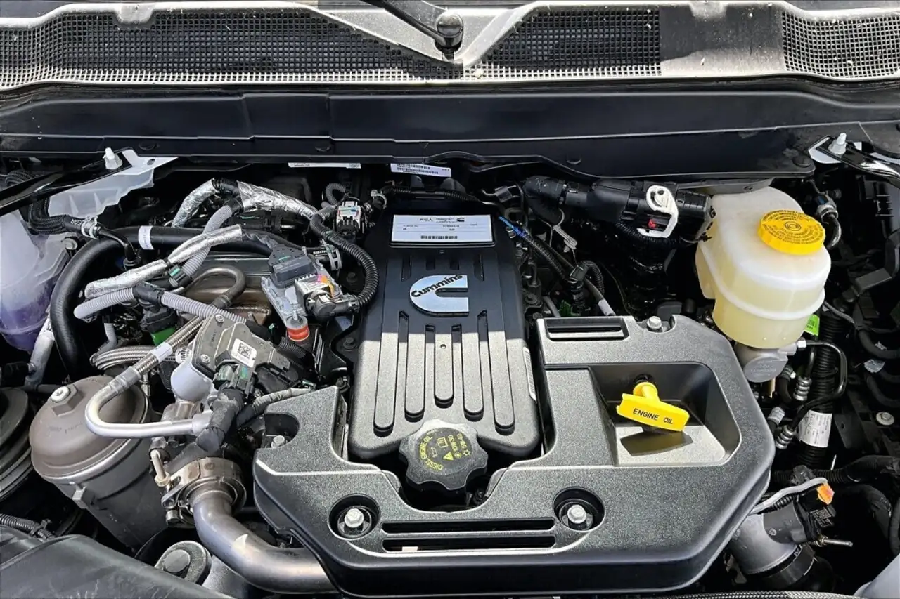 RAM 3500 photo RAM 3500