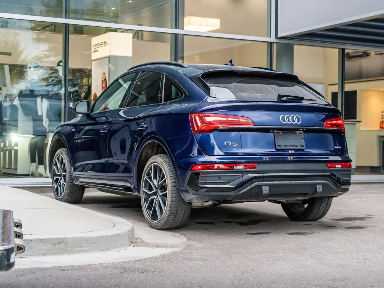 Audi Q5 снимка Audi Q5