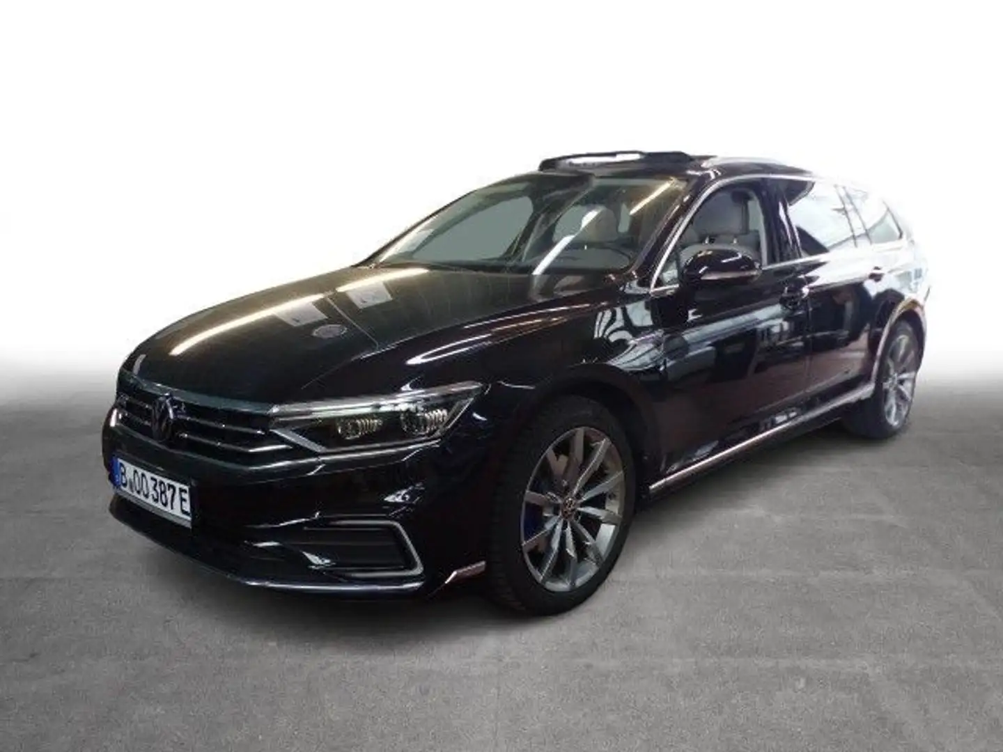 Volkswagen Passat Variant 1.4 TSI GTE Pano AHK DCC Stahzg Schwarz - 2