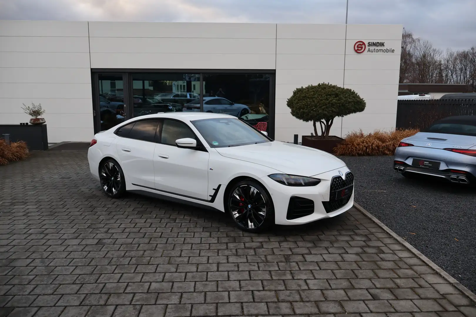 BMW 420 d xDrive M SportPRO-AHK-FACELIFT - 2