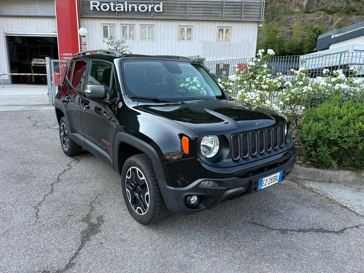 Jeep Renegade Renegade 2.0 mjt Trailhawk 4wd 170cv auto Nero - 1