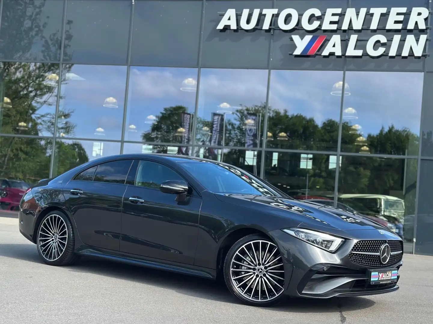 Mercedes-Benz CLS 400 d 4M 3xAMG-Line 1.HA/ACC/EGD/BURM/NIGHT Grey - 1