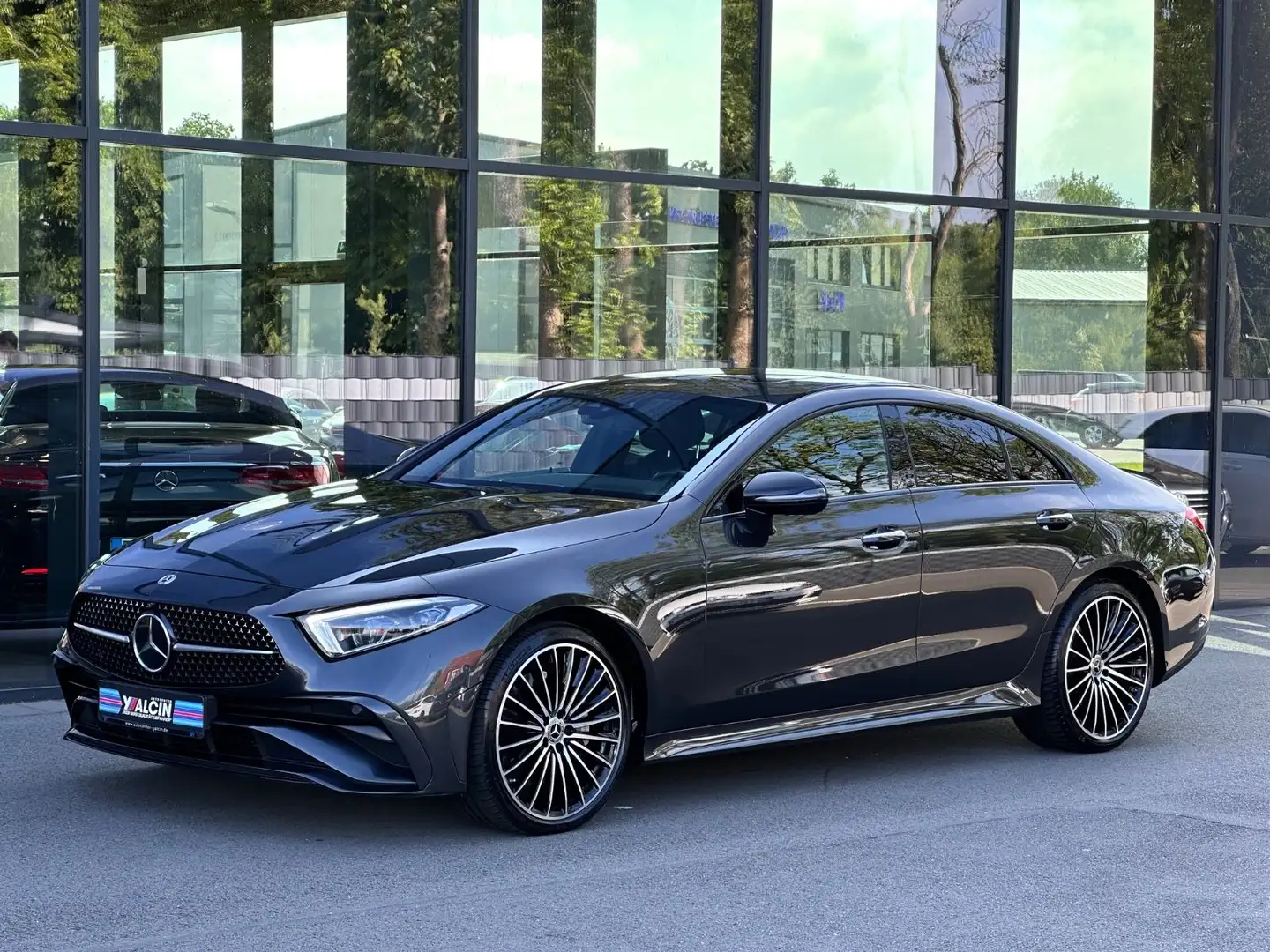Mercedes-Benz CLS 400 d 4M 3xAMG-Line 1.HA/ACC/EGD/BURM/NIGHT Grey - 2