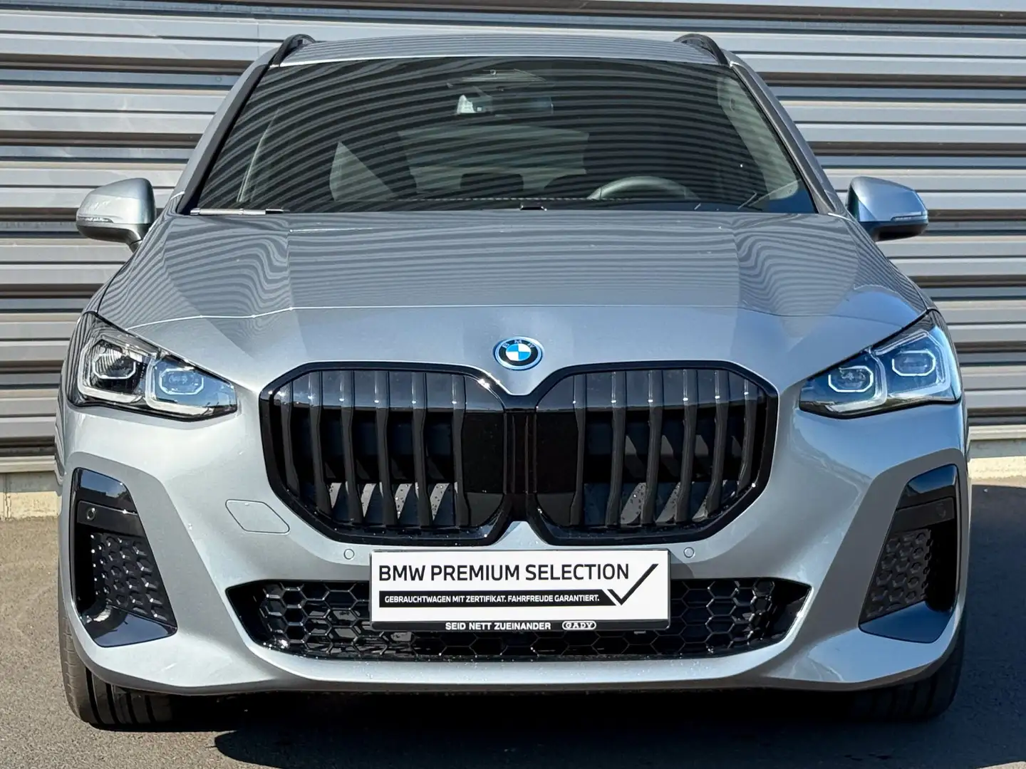 BMW 230 230e xDrive Active Tourer Grau - 2