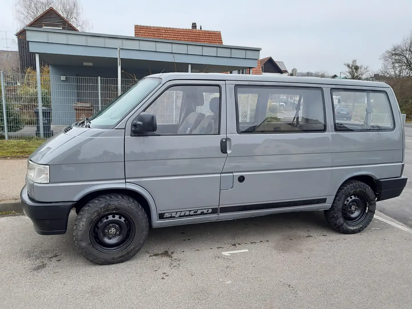 Volkswagen T4 Transporter+Syncro+70A1D5 Gri - 1