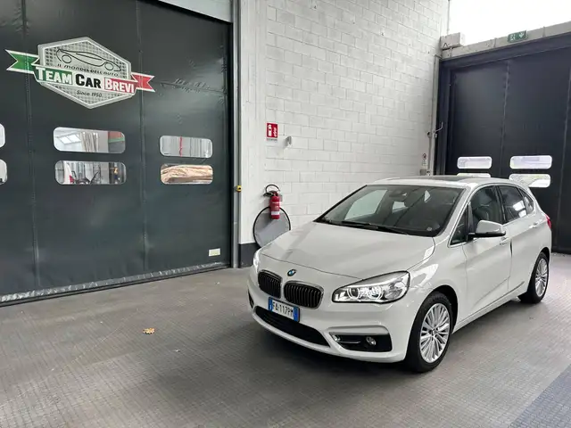 BMW 218