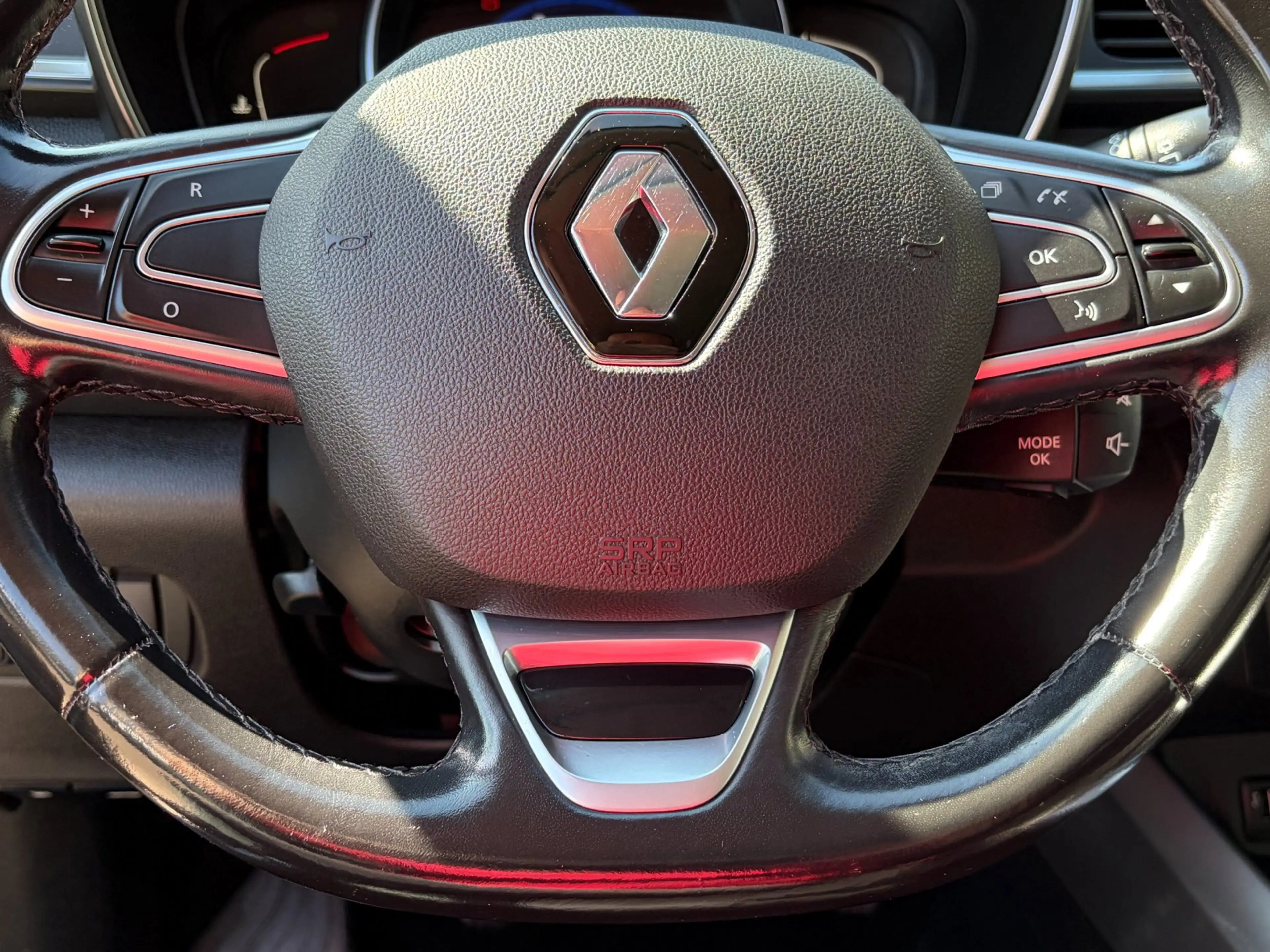 Renault Kadjar 1.2 TCe Bose Leer Navi Camera Clima Cruise Park.Se — photo 18