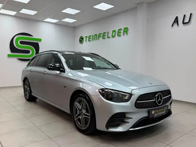Mercedes-Benz 300 main image