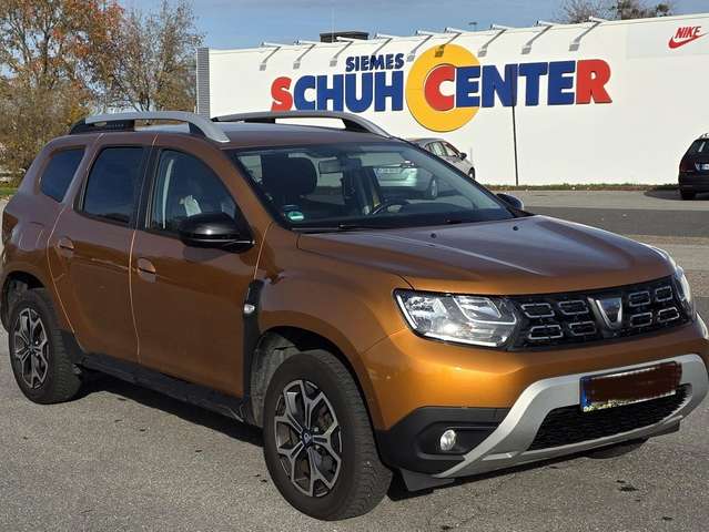 Imagine Dacia Duster Duster Blue dCi 115 2WD Celebration