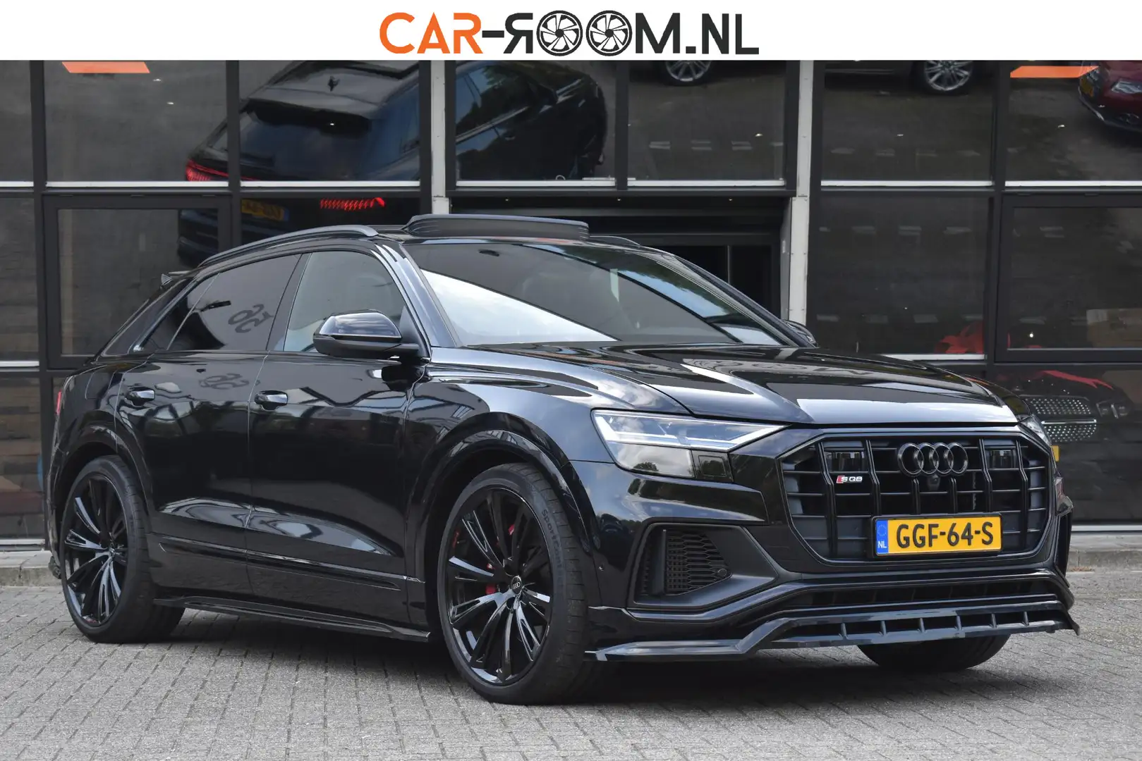 Audi Q8 4.0 TFSI SQ8 quattro Pano Lane Camera Luchtv. Zwart - 1