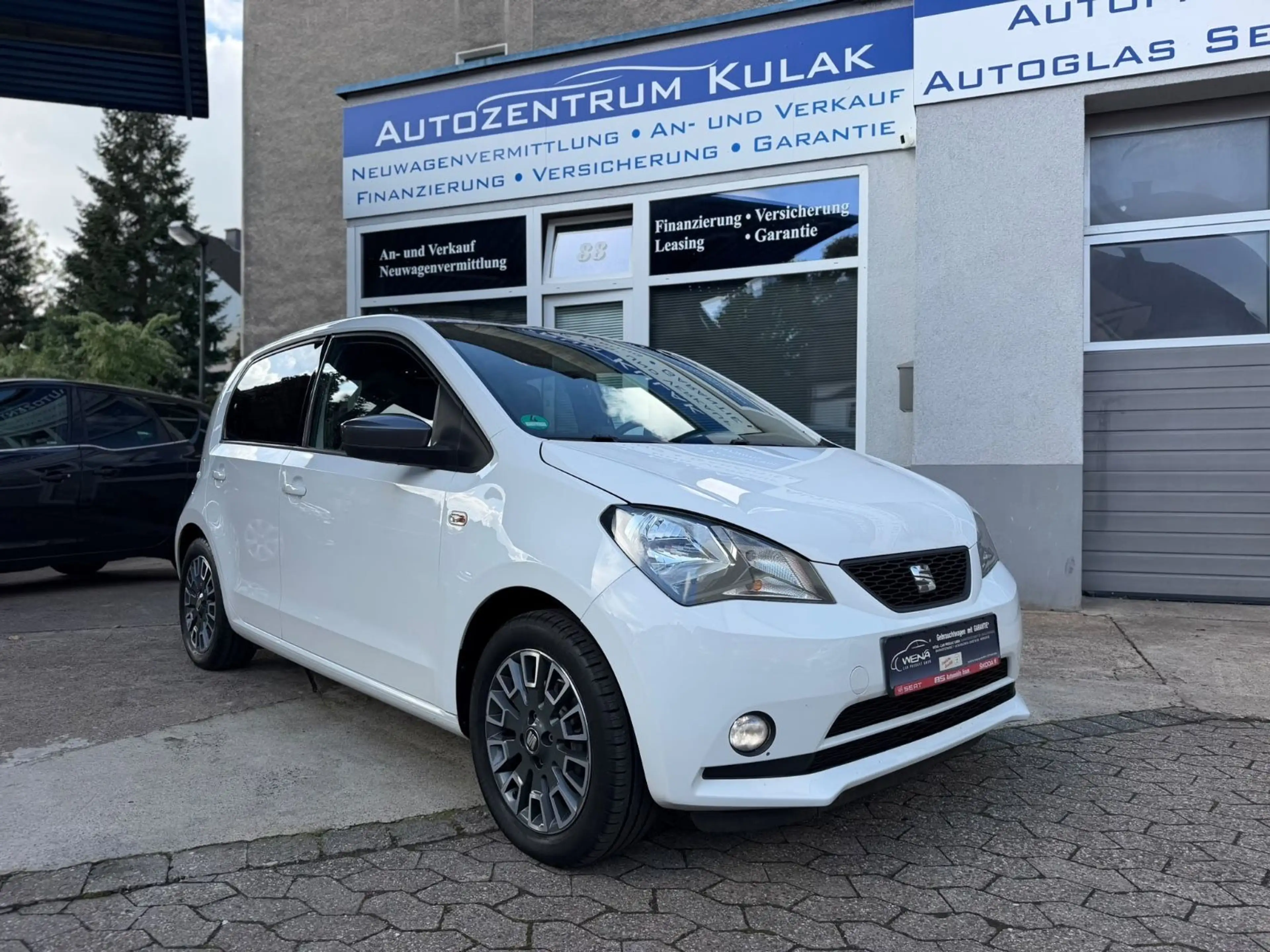 SEAT Mii Chic, Panorama,Klima,PDC,Garantie — photo 2