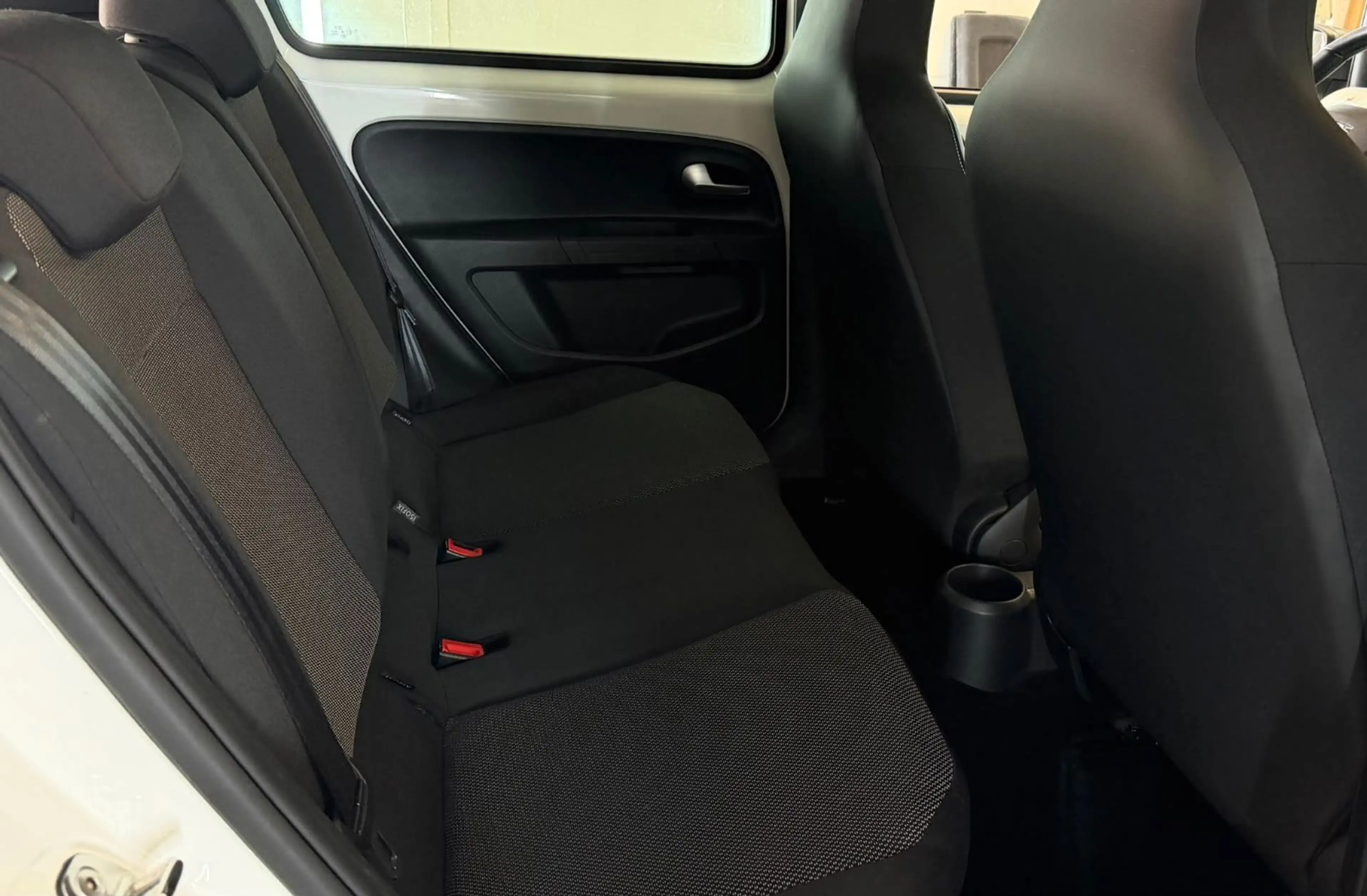 SEAT Mii Chic, Panorama,Klima,PDC,Garantie — photo 13