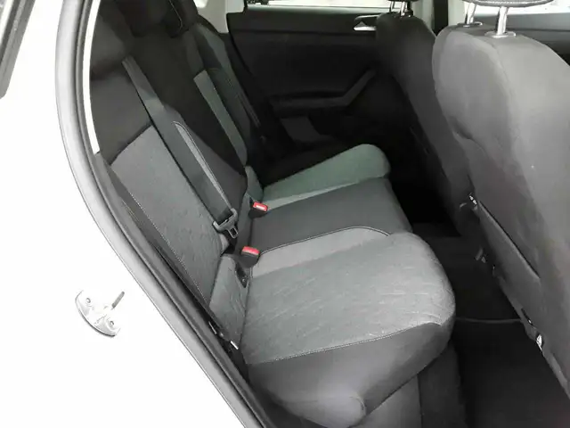 Volkswagen Polo view 14