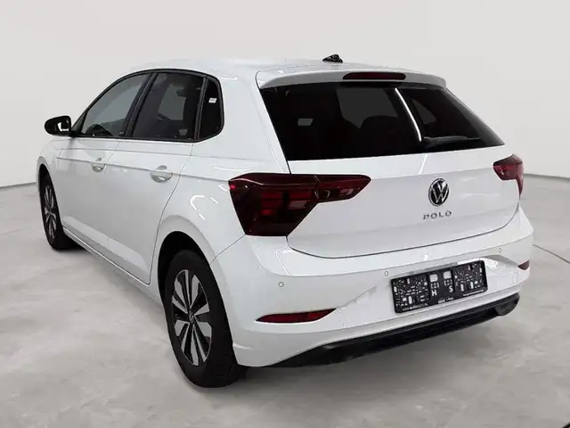Volkswagen Polo view 5