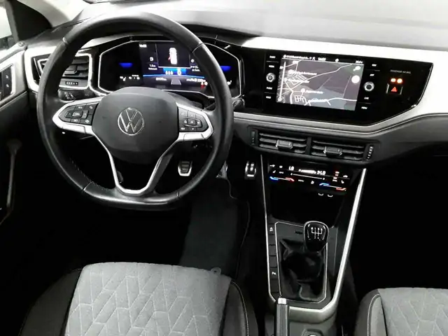 Volkswagen Polo view 10
