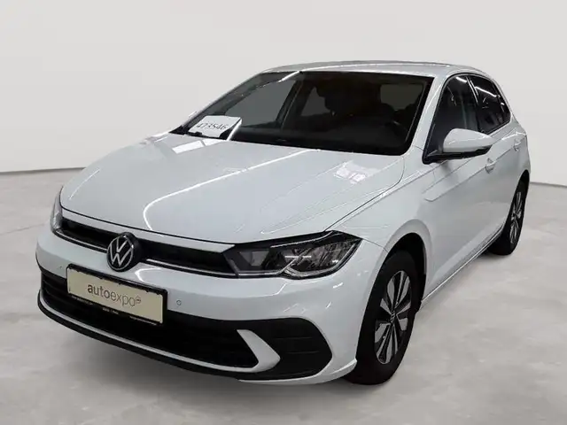 Volkswagen Polo view 2