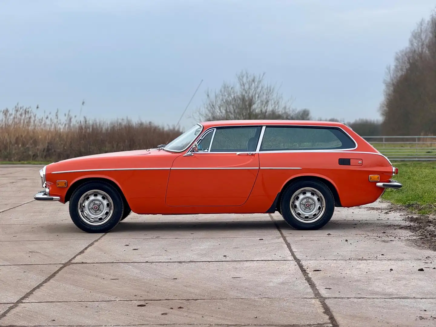 Volvo 1800 ES Overdrive bijzonder exemplaar Arancione - 1