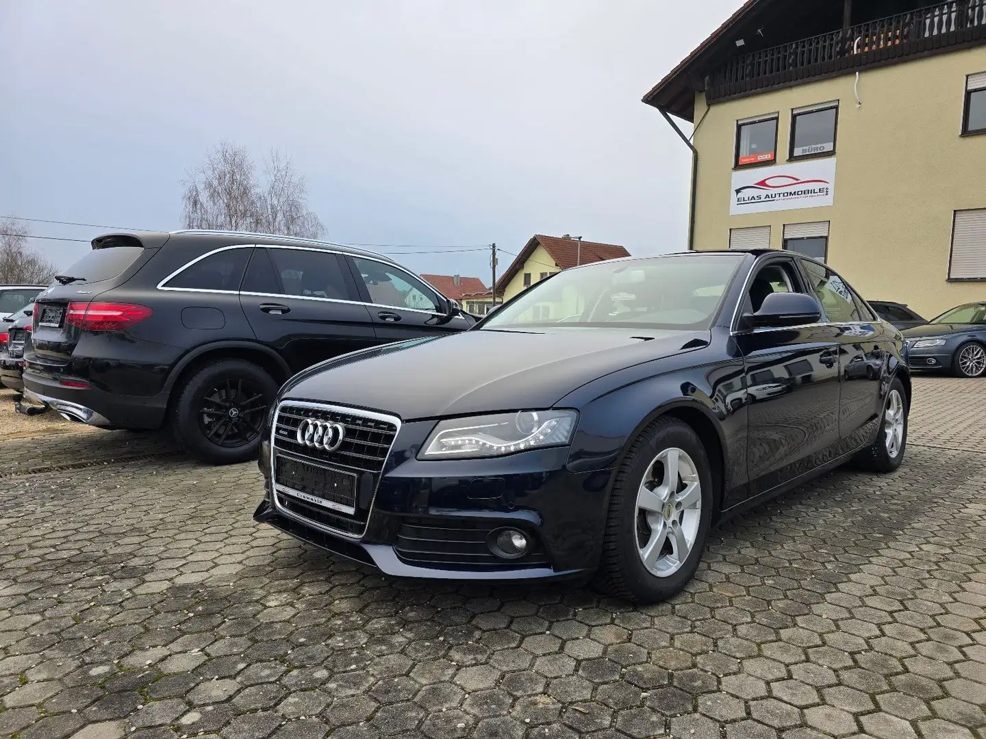 Audi A4 Lim. Ambition quattro / TÜV NEU Blau - 1
