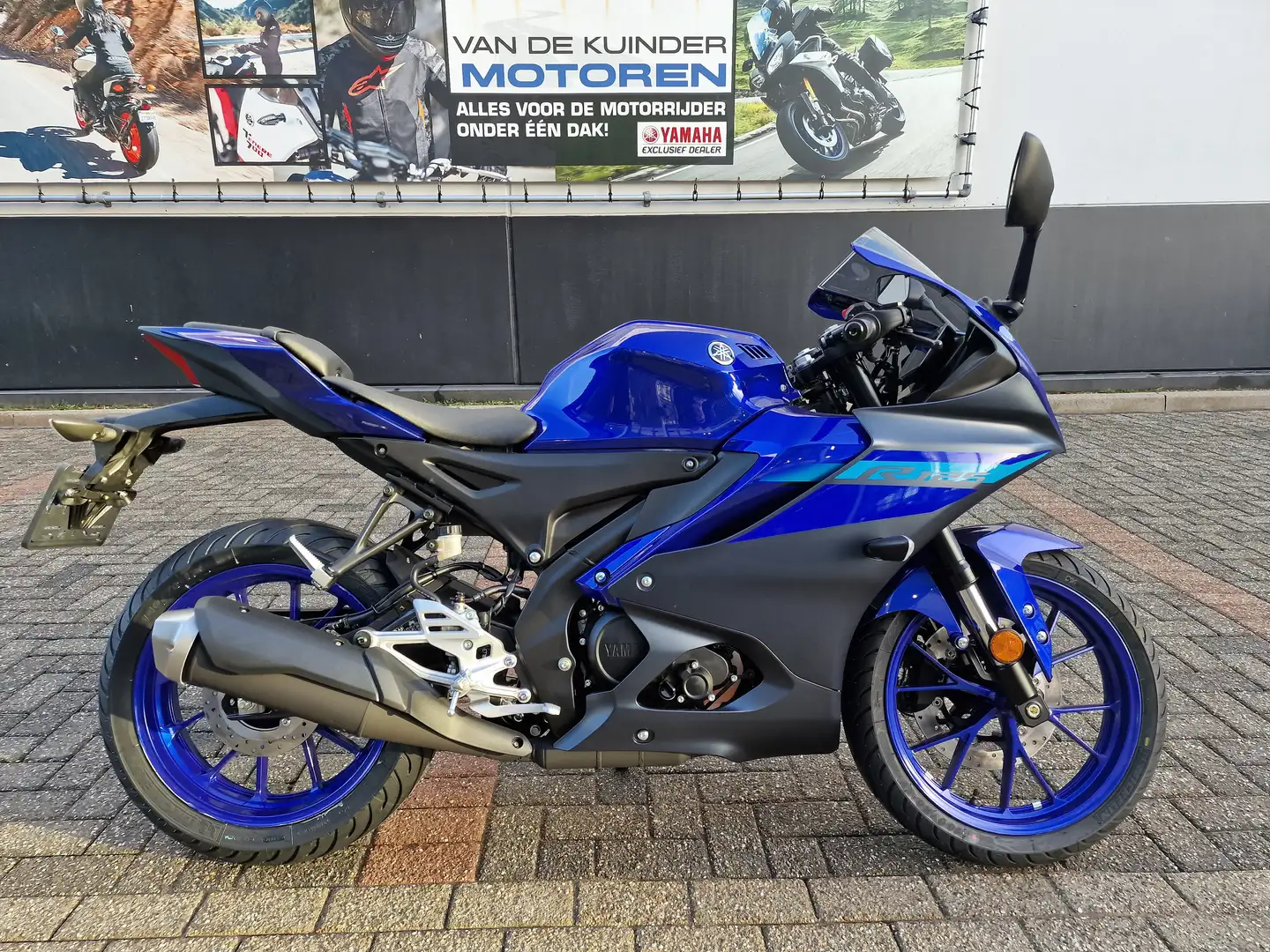 Yamaha YZF-R125 Albastru - 1