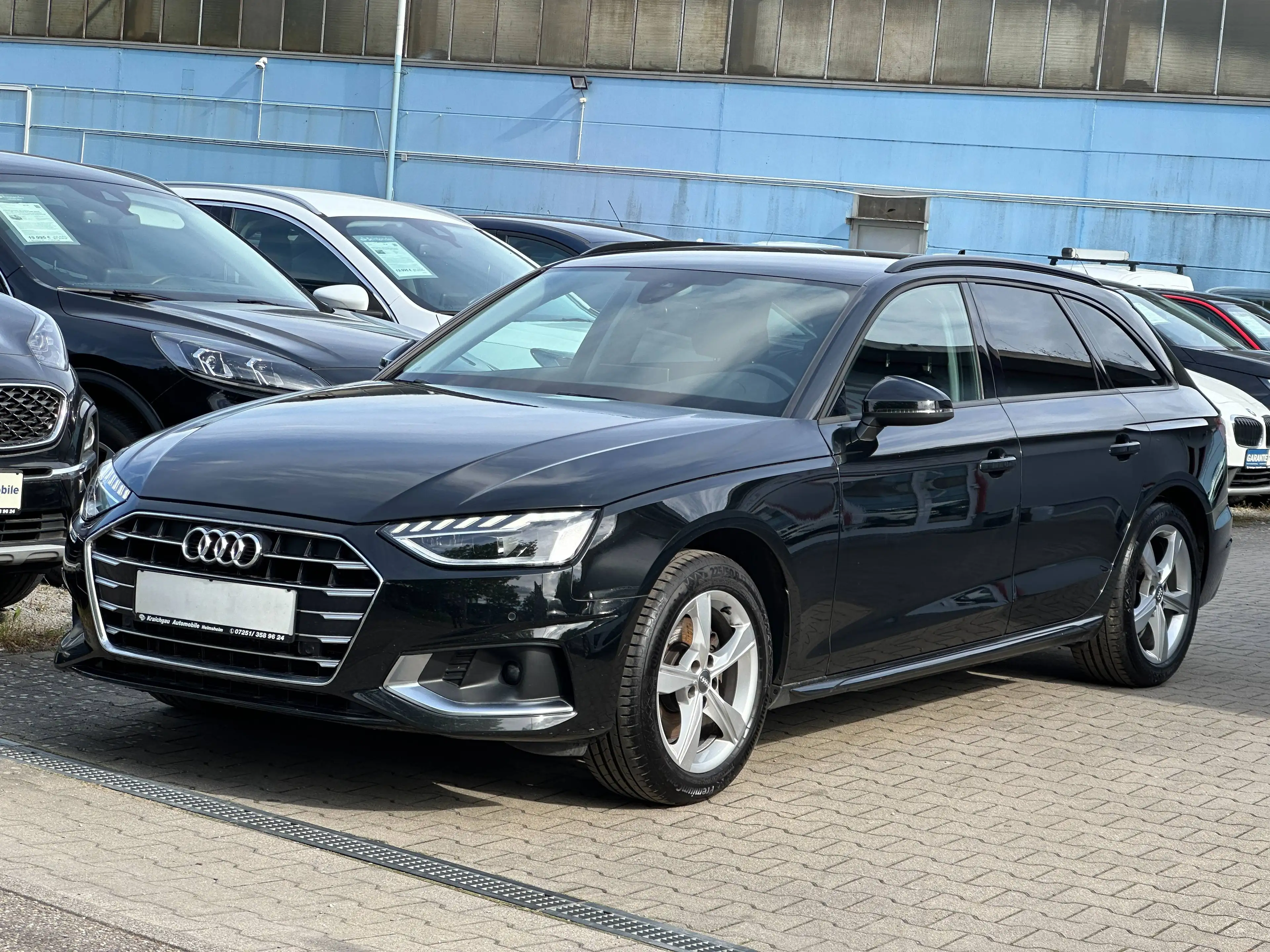 Audi A4 30 TDI*TüV Neu*AHK*LED*Klima*Navi*Sitzhzg*SR+WR