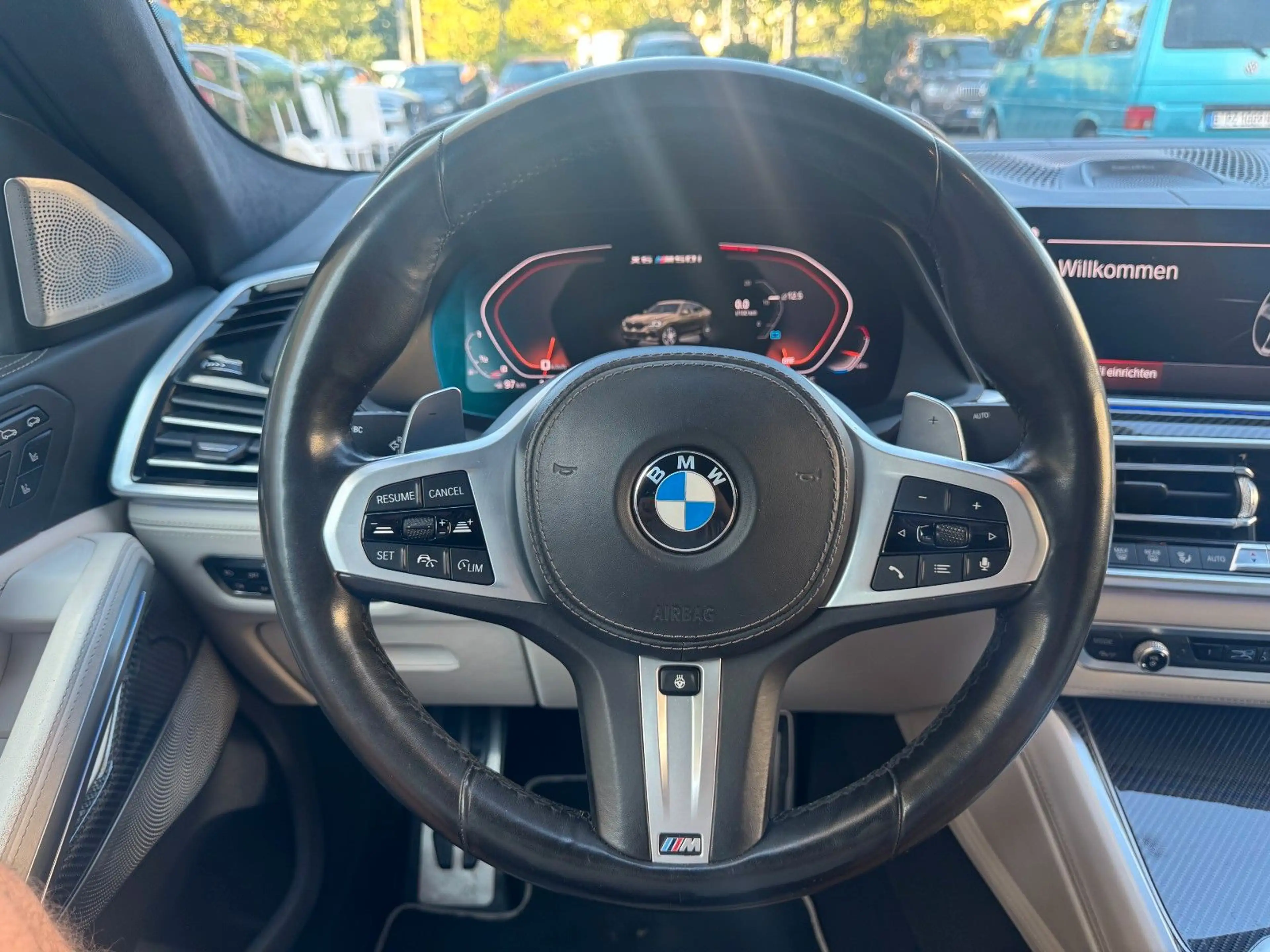 BMW X6 M50 i Bowers & Wilkins Skylounge Pano HUD — photo 14