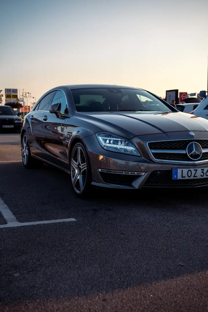 Mercedes-Benz CLS 63 AMG SPEEDSHIFT MCT Performance Plus Edition 1 - 2