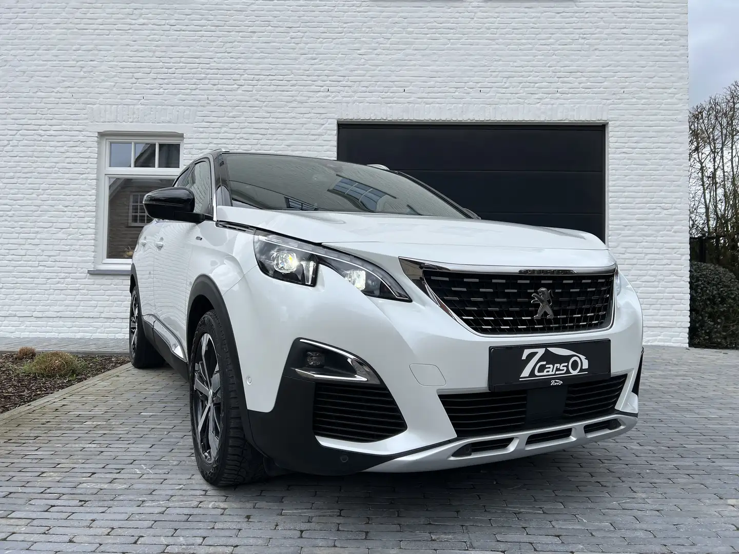 Peugeot 3008 1.2 PureT Allure GT Line Leer Camera Acc Keyless Білий - 1