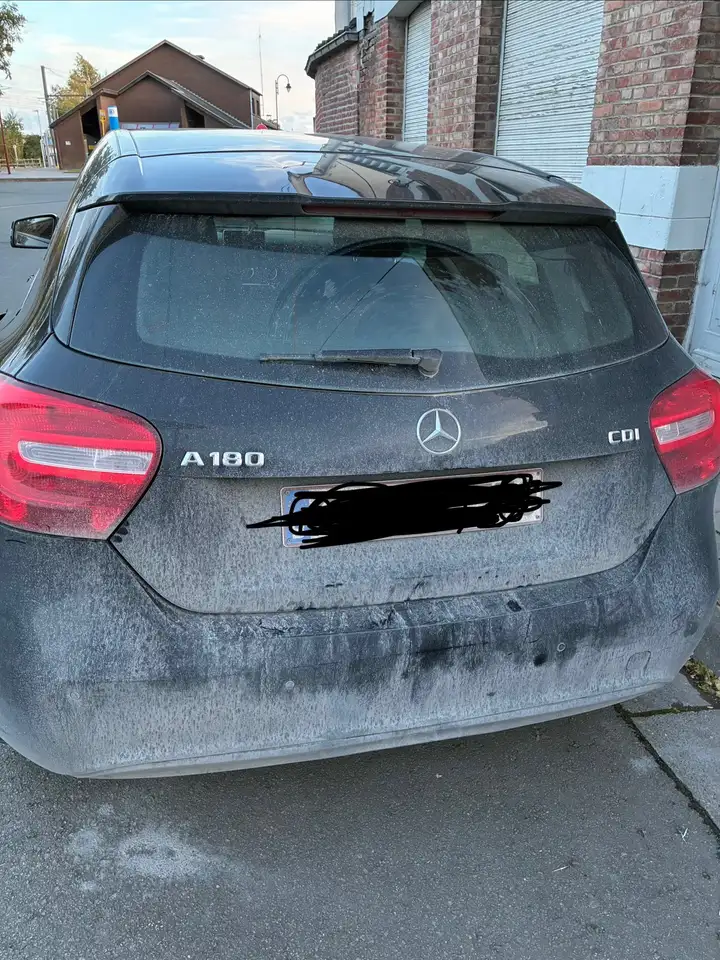 Mercedes-Benz A 180