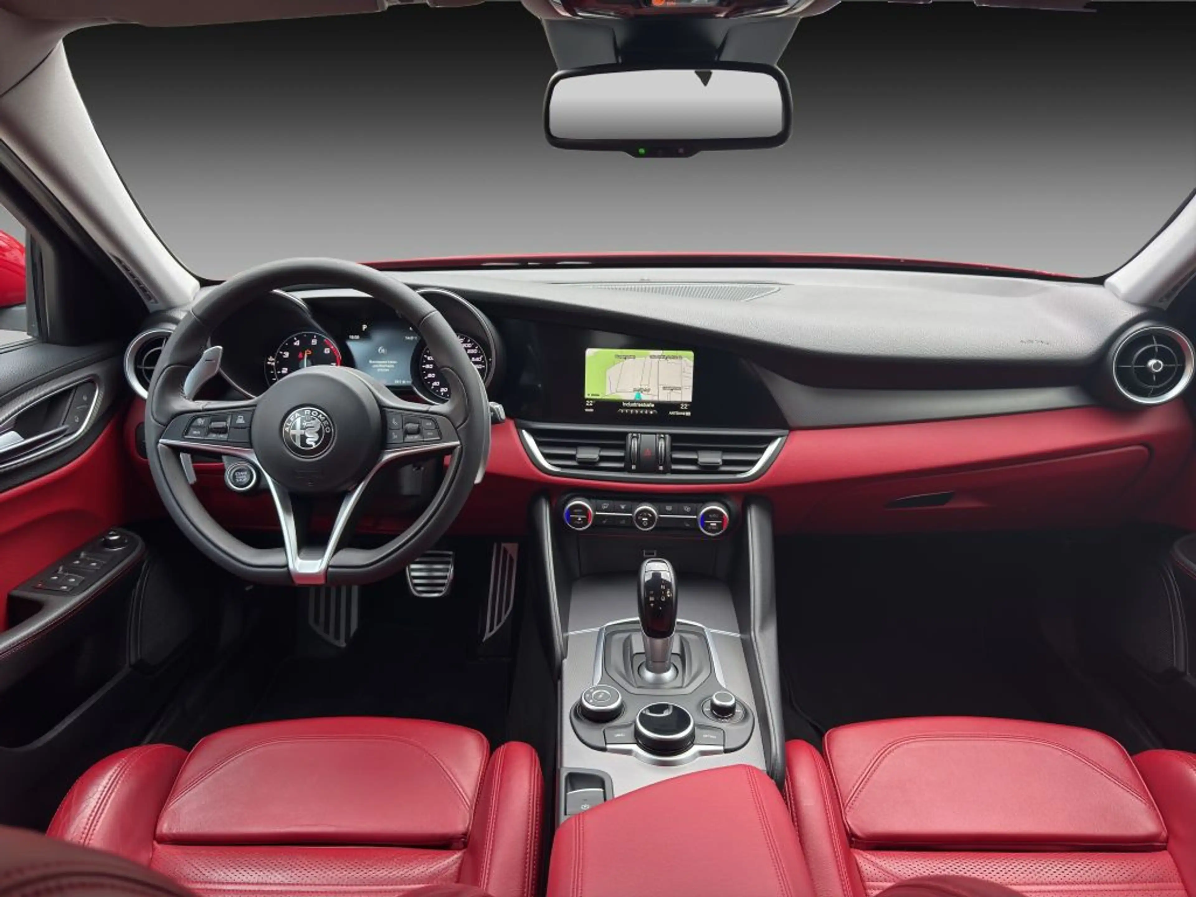 Alfa Romeo Giulia GIULIA VELOCE 1. HAND SCHECKHEFT DE-FZG. KD NEU — photo 9