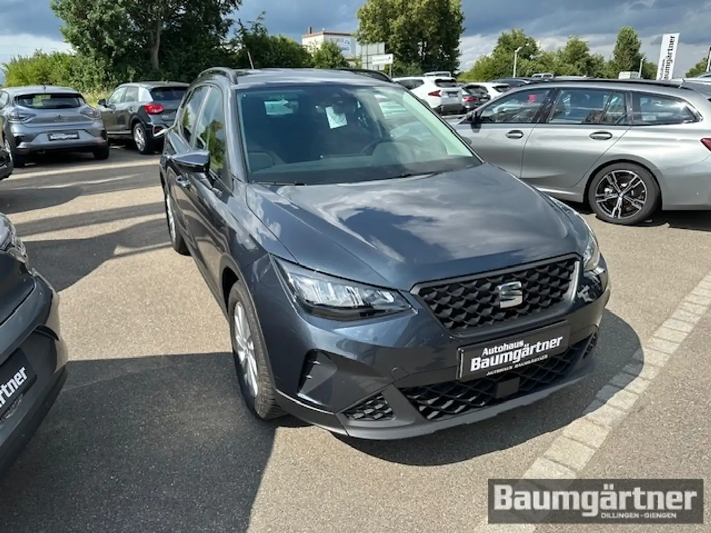 SEAT Arona Style 1.0 TSI Navi/Winter-Paket/PDC Grau - 2