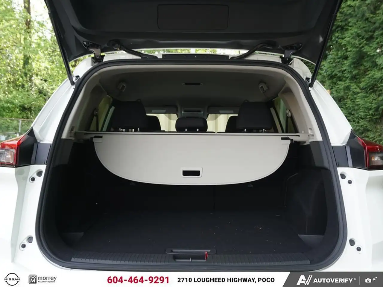Nissan Rogue снимка Nissan Rogue
