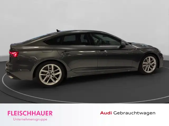 Audi A5 view 7
