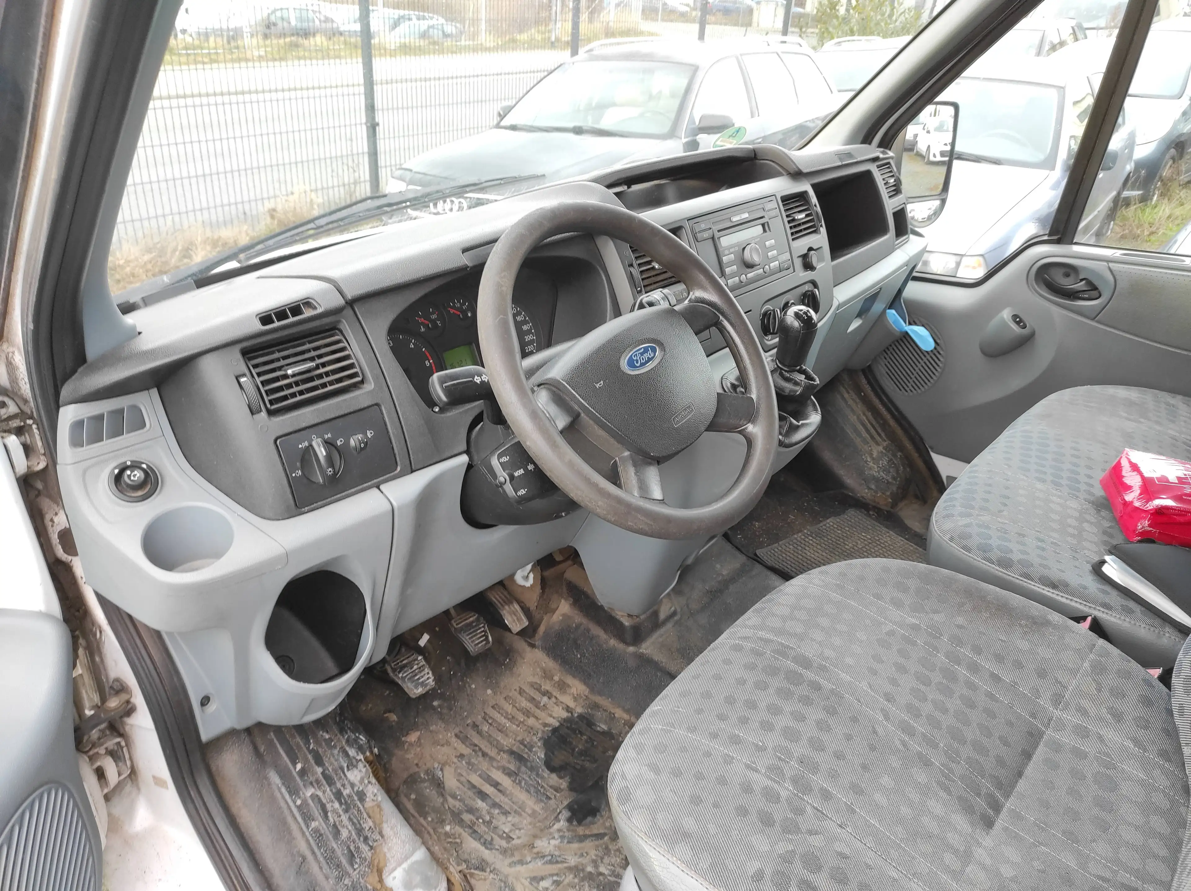 Ford Transit FT 350 M Doppelkabine AHK *TÜV NEU* 5-SITZER — photo 10