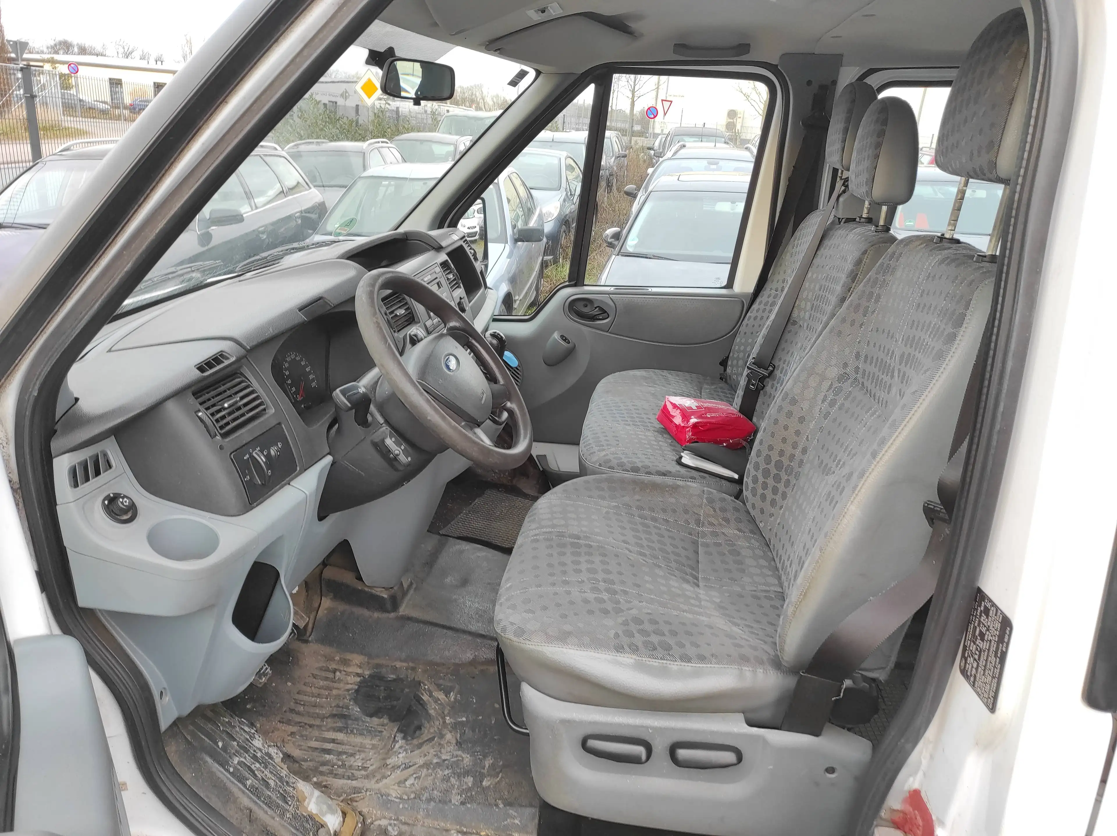 Ford Transit FT 350 M Doppelkabine AHK *TÜV NEU* 5-SITZER — photo 9
