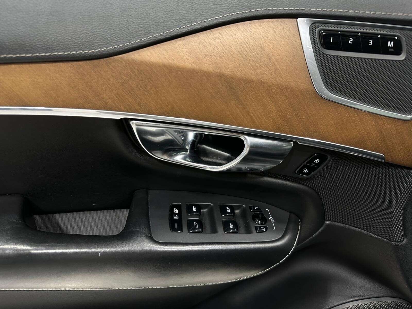 2019 Volvo XC90 T6 INSCRIPTION thumb 13